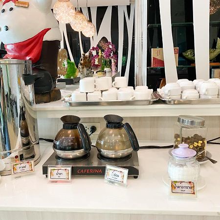 Grand Hill Resort And Spa Nakhon Sawan Bagian luar foto