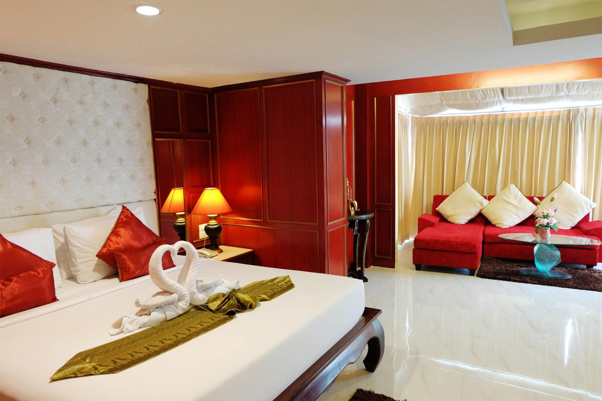 Grand Hill Resort And Spa Nakhon Sawan Bagian luar foto