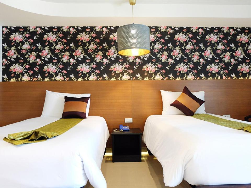 Grand Hill Resort And Spa Nakhon Sawan Bagian luar foto