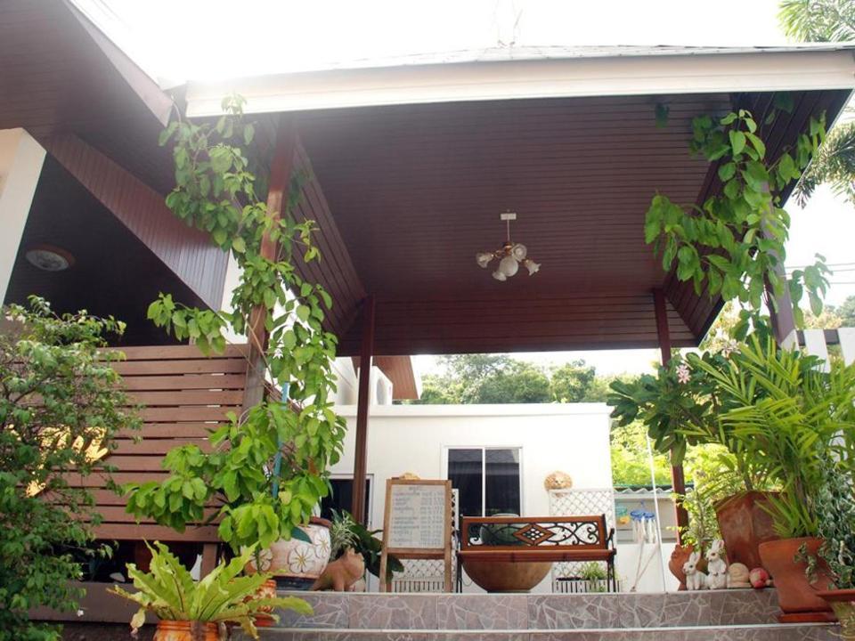 Grand Hill Resort And Spa Nakhon Sawan Bagian luar foto